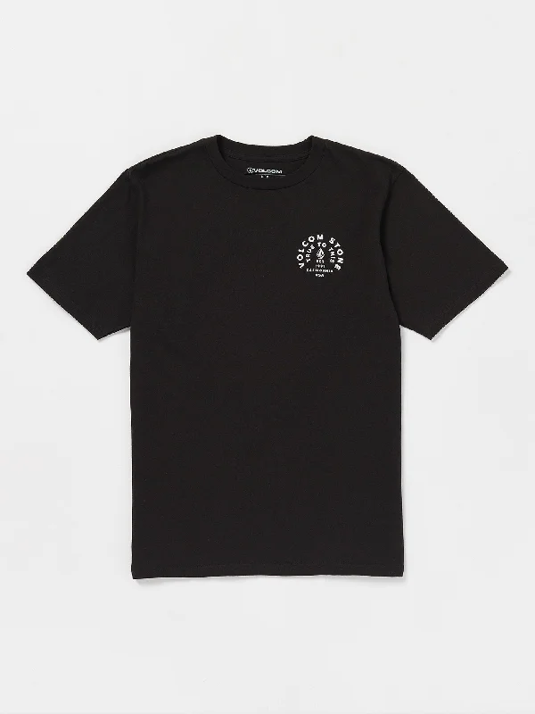 – Shop now and save big.  Tennon Short Sleeve Tee - Black