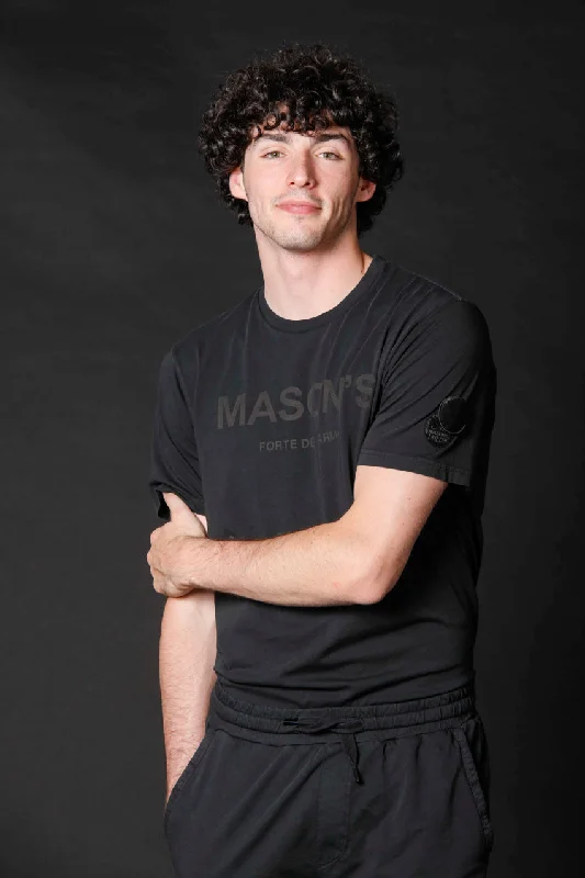 Men’s wardrobe essentials now at unbeatable prices. Tom MM T-shirt uomo in jersey con stampa mason's limited edition regular ① Men’s wardrobe essentials now at unbeatable prices. Tom MM T-shirt uomo in jersey con stampa mason's limited edition regular ①