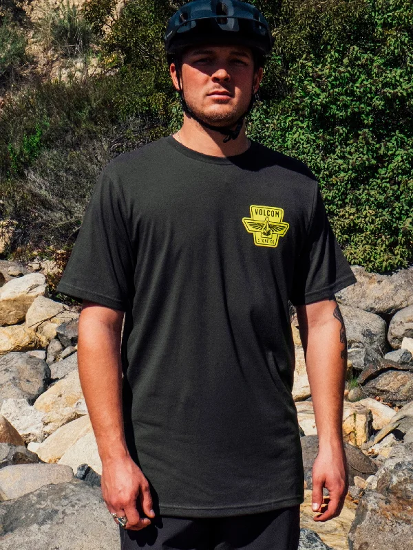 Shop stylish  fashion – Get huge savings on men’s clothing.  Wing It Short Sleeve Tee - Washed Black Heather