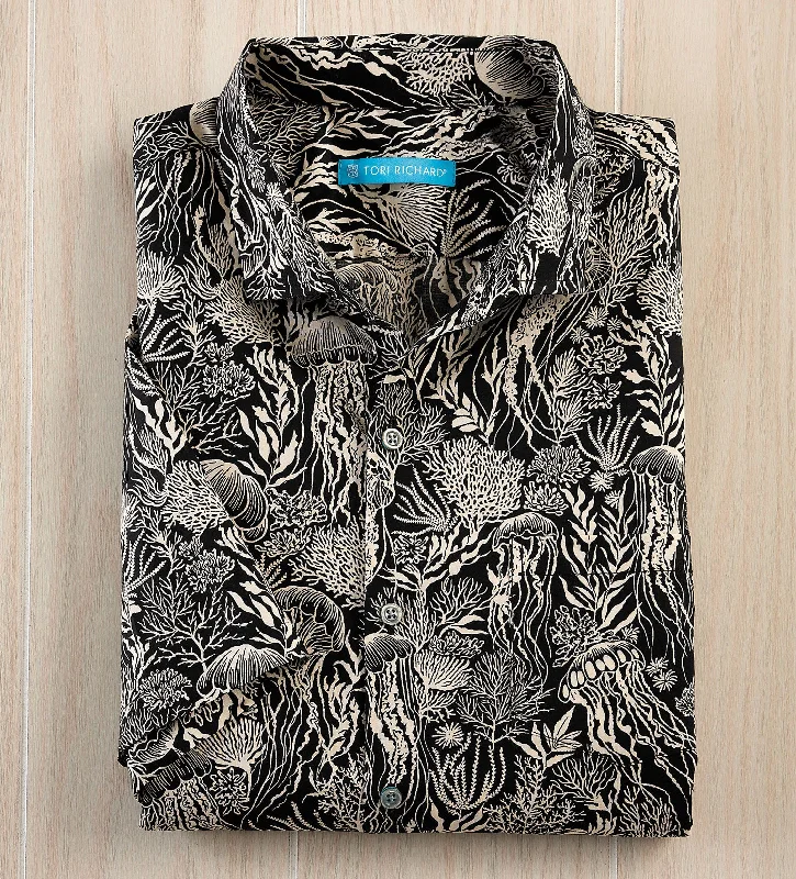Men’s fashion sale – new deals added every day! Tori Richard Fluther Jellyfish Short Sleeve Shirt Men’s fashion sale – new deals added every day! Tori Richard Fluther Jellyfish Short Sleeve Shirt