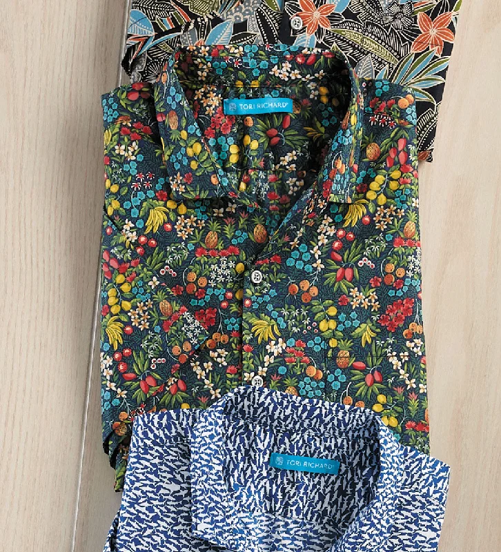 Best clothing deals . – Save up to 70% on trendy styles.  Tori Richard Ambrosia Fruit Short Sleeve Shirt