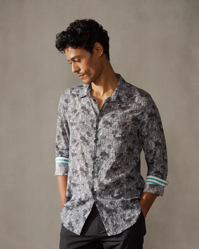 Take advantage of our men’s fashion sale – it’s your time to save! Hakuna Shirt - Grey Print Take advantage of our men’s fashion sale – it’s your time to save! Hakuna Shirt - Grey Print