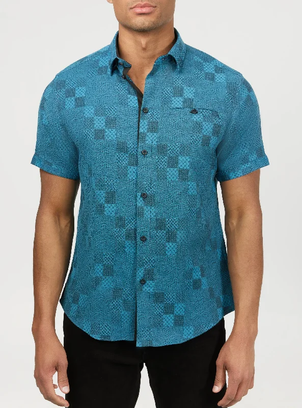 Save more with our buy-more, save-more deals on men’s fashion. Patchwork short-sleeved shirt Save more with our buy-more, save-more deals on men’s fashion. Patchwork short-sleeved shirt