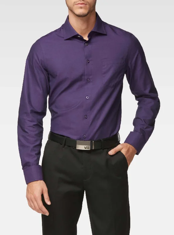 Don’t miss these deals – men’s fashion essentials for less. Semi-fitted two-tone end-on-end shirt Don’t miss these deals – men’s fashion essentials for less. Semi-fitted two-tone end-on-end shirt