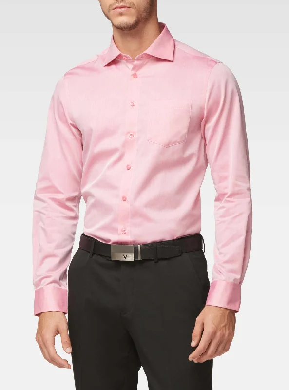 Save big on all types of clothing – Shop the sale now! Semi-fitted two-tone end-on-end shirt Save big on all types of clothing – Shop the sale now! Semi-fitted two-tone end-on-end shirt