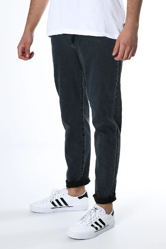 Shop men’s clothing now and enjoy amazing savings.  R3 Relaxed Taper Jean Black Fade