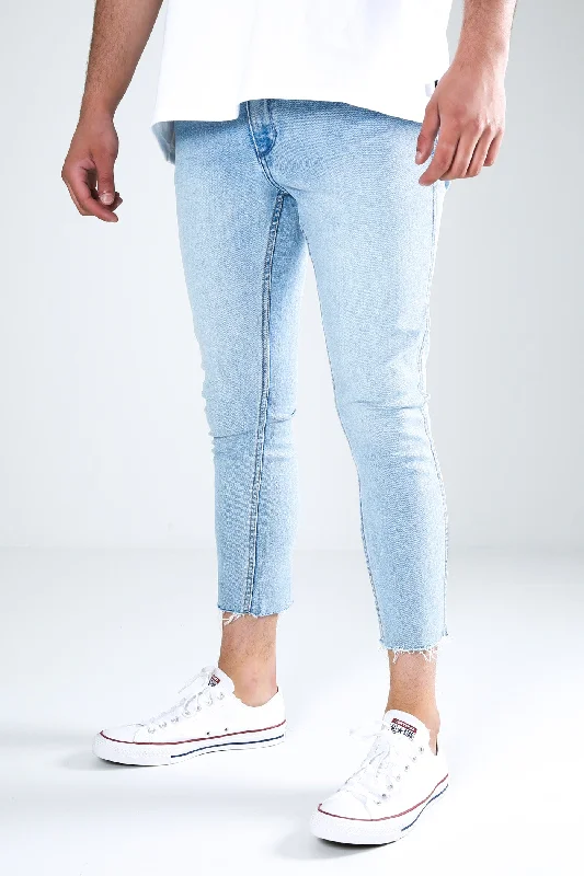 Get trendy clothes for less – Big savings on fashion basics! Smith R28 Skinny Cropped Jean Love Buzz Get trendy clothes for less – Big savings on fashion basics! Smith R28 Skinny Cropped Jean Love Buzz