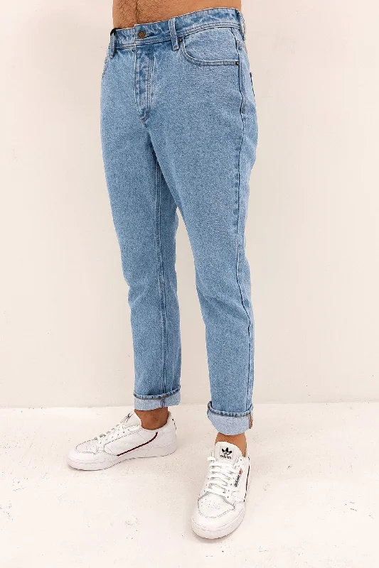 Upgrade your look with stylish, affordable men’s clothing. Straight 80 Jean Mondo Blue Upgrade your look with stylish, affordable men’s clothing. Straight 80 Jean Mondo Blue