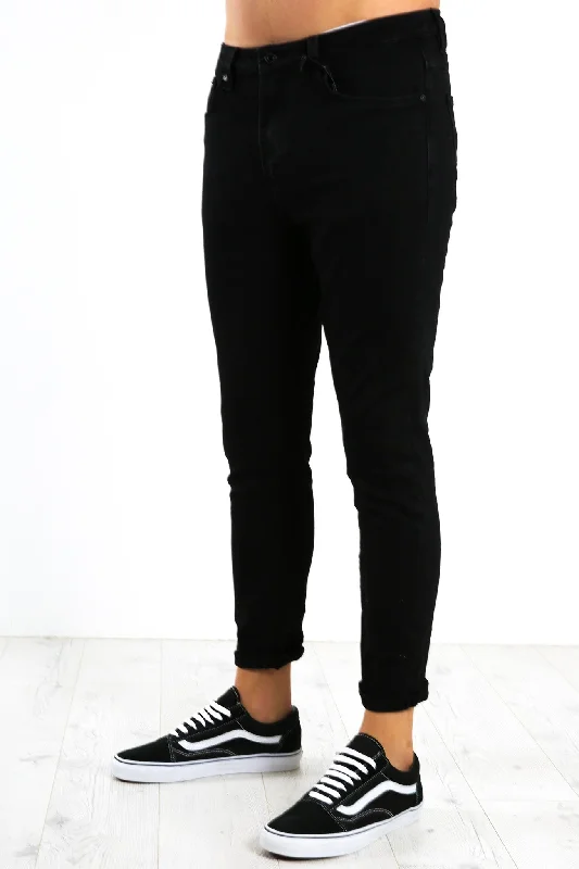 Shop our exclusive men’s fashion deals – limited time only! The Skinny Crop Jean Black Shop our exclusive men’s fashion deals – limited time only! The Skinny Crop Jean Black