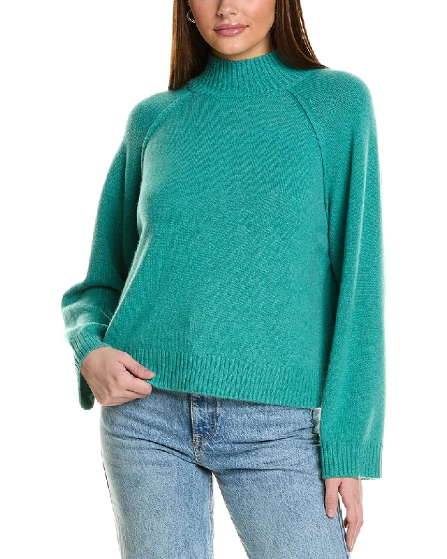 Feminine and fashionable clothing for every wardrobe Collaboration Serena Boxy Mock Neck Cashmere Sweater Feminine and fashionable clothing for every wardrobe Collaboration Serena Boxy Mock Neck Cashmere Sweater