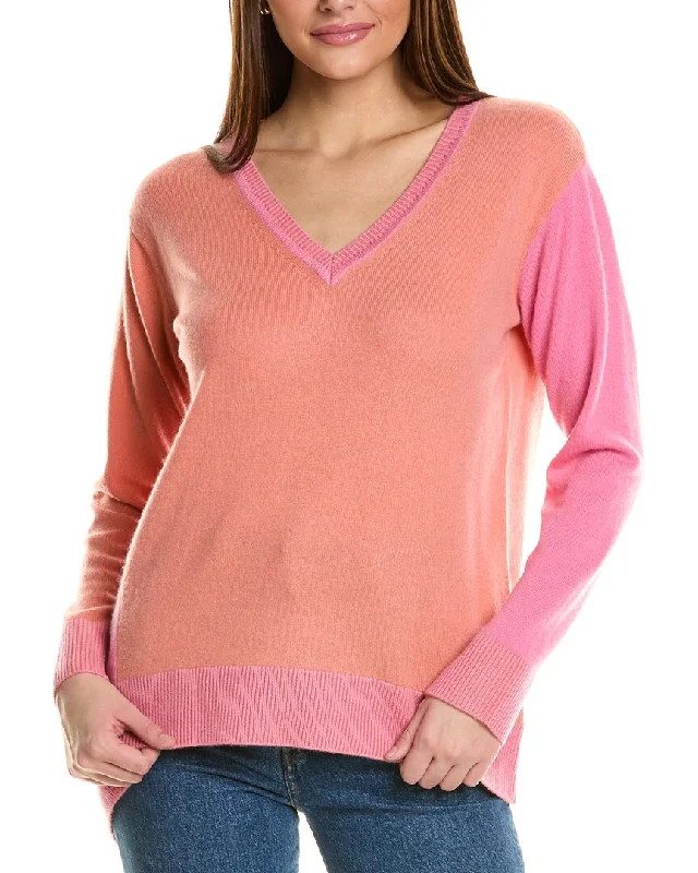 Fashionable clothing to fit every body type Collaboration V-Neck Asymmetrical Colorblocked Cashmere Sweater Fashionable clothing to fit every body type Collaboration V-Neck Asymmetrical Colorblocked Cashmere Sweater