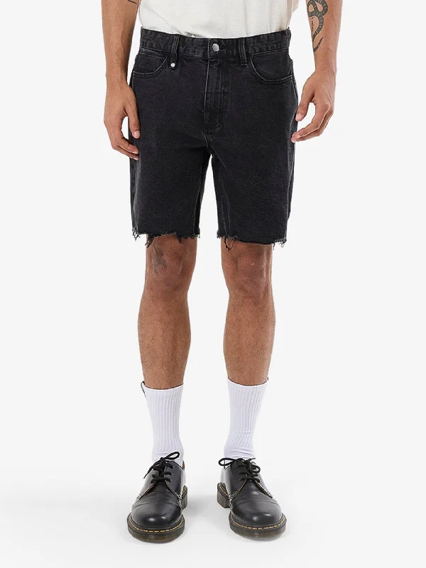 Shop the hottest fashion trends for less – deals you can’t miss. Bones Denim Short - Aged Black Shop the hottest fashion trends for less – deals you can’t miss. Bones Denim Short - Aged Black